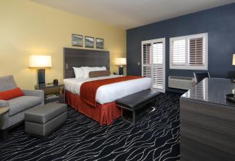 Desert Diamond Casino has Balcony rooms