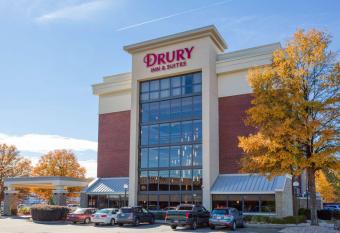 Drury Inn & Suites Atlanta Airport allows 18 year olds to book a room