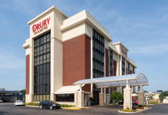 Drury Inn & Suites Terre Haute allows 18 year olds to book a room
