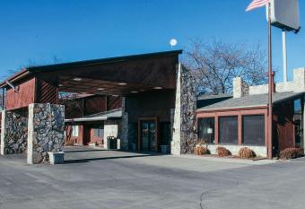 Best Western Sunridge Inn & Conference Center allows 18 year olds to book a room