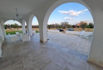 Casa Blanca allows 18 year olds to book a room