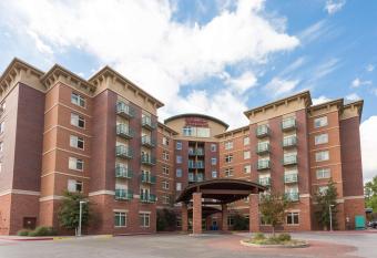 Drury Inn & Suites Flagstaff has Balcony rooms