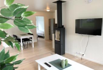 Saltvold Leilighet nr 2 allows 18 year olds to book a room