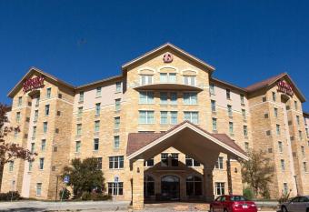 Drury Inn & Suites Amarillo has Balcony rooms