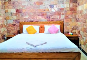 Hotel Vista Inn DHA has Balcony rooms