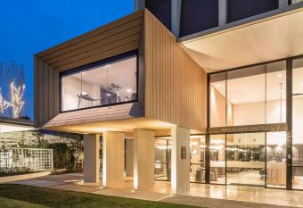 Mercure Sydney Rouse Hill allows 18 year olds to book a room