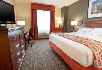 Drury Inn & Suites Dayton North allows 18 year olds to book a room