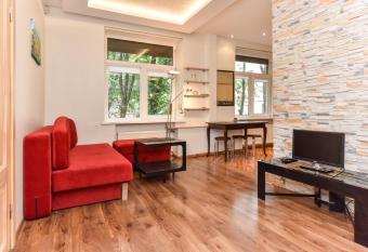 Apartment Liepu str. allows 18 year olds to book a room