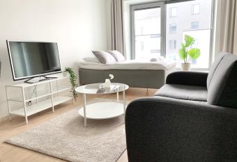 City Home Finland Big Luxury Suite - Spacious Suite with Own SAUNA, One Bedroom and Furnished Balcony next to Train Station has Balcony rooms