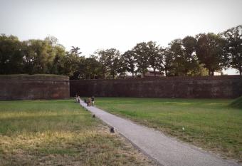 Home Sweet Home Affittacamere - Lucca has Balcony rooms