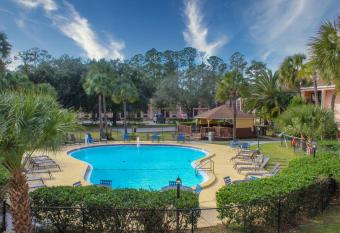 Apm Inn & Suites - Jacksonville has Balcony rooms