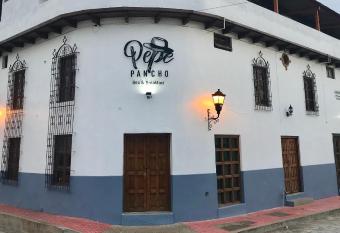 Hotel Pepe Pancho allows 18 year olds to book a room