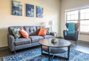 FRONTDESK Cedar Flats Apts Uptown Charlotte allows 18 year olds to book a room