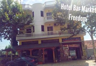 Hotel Freedom has Balcony rooms