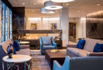 Four Points by Sheraton Norwood has Balcony rooms