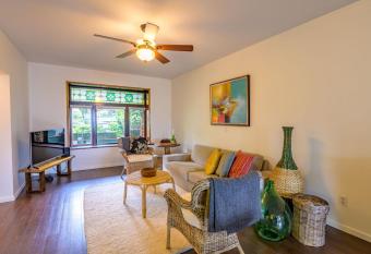 Charming 1 Bdrm View Suite has Balcony rooms