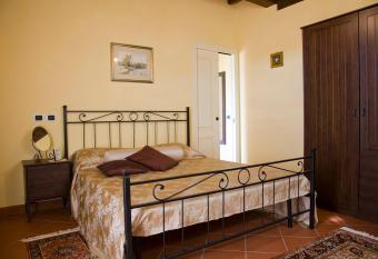 B&B Rosaverde has Balcony rooms