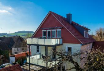 Ferienwohnung zur Burg has Balcony rooms