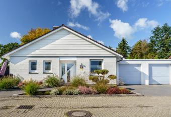 Ferienappartement Ennens allows 18 year olds to book a room