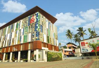 Lalys Residency has Balcony rooms