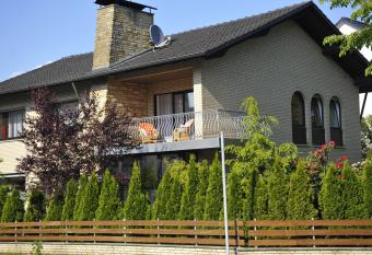 Hotel zur Herzklinik has Balcony rooms