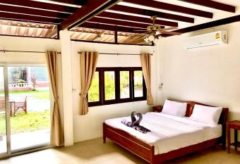 The Summer House Samui allows 18 year olds to book a room