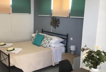 Summer Studio - Zakynthos!! has Balcony rooms