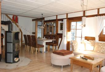 Ferienwohnung Christina has rooms with a private hot tub