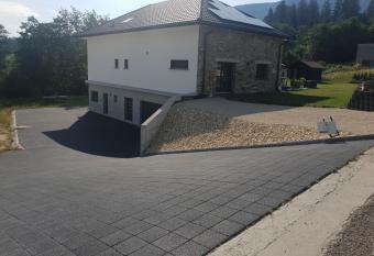 L appartement has Balcony rooms