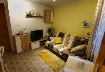 North to South apartments allows 18 year olds to book a room