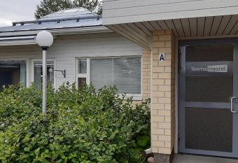 Teemahostel allows 18 year olds to book a room