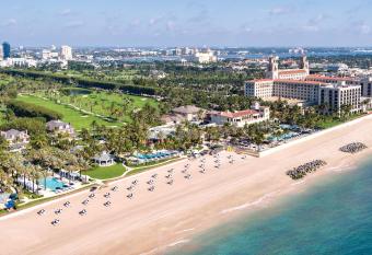 The Breakers Palm Beach has rooms with a private hot tub