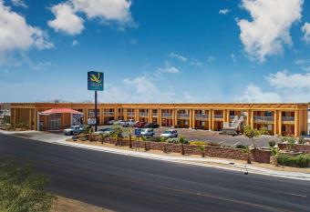 Quality Inn Parker allows 18 year olds to book a room