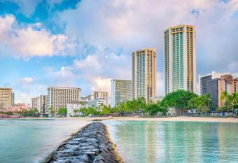 Hyatt Regency Waikiki Beach Resort & Spa has Balcony rooms