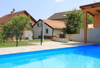 Family friendly apartments with a swimming pool Grabovac, Plitvice - 17532 has Balcony rooms