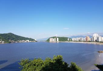 NAUTILUS SEAVIEW BAY-SV/SP allows 18 year olds to book a room