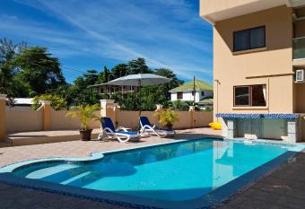 Stone Self Catering Apartment has Balcony rooms