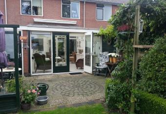 Familie Postma B&B Anjum allows 18 year olds to book a room