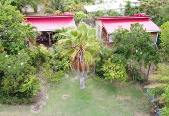 Les Z   Aliz  s has Balcony rooms