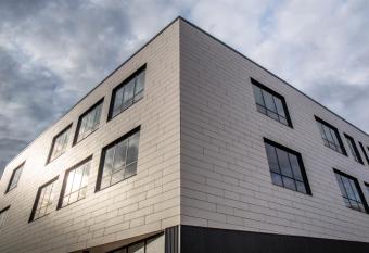 Hew & Draw Hotel allows 18 year olds to book a room