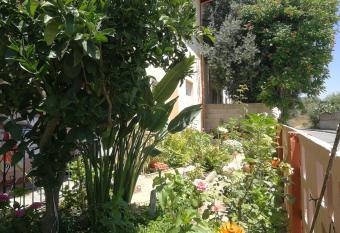 casa vacanze vicino al mare allows 18 year olds to book a room