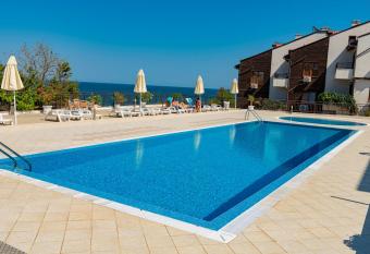 Menada Apolon Apartments has Balcony rooms