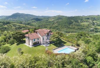 I Turri has Balcony rooms