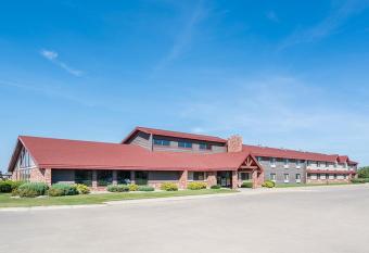 AmericInn by Wyndham Grafton allows 18 year olds to book a room