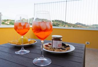 La Dimora Di Segesta B&B allows 18 year olds to book a room