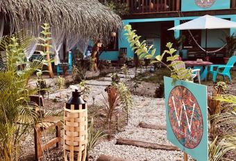 Woodstock Hostel allows 18 year olds to book a room