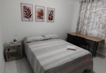 El Hogar de Ami allows 18 year olds to book a room