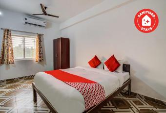 OYO Flagship Hotel Creation allows 18 year olds to book a room
