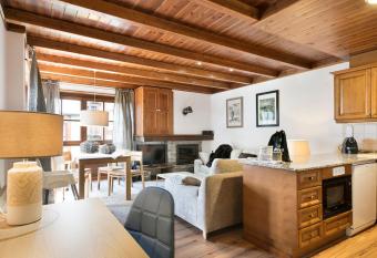 Luderna - Apartamento Val de Ruda A3 Baciver has Balcony rooms