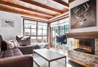 Luderna - Apartamento Val de Ruda B14 Paulet has Balcony rooms